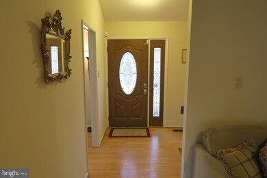 14916 Talking Rock Ct, North Potomac, MD 20878 - photo 5