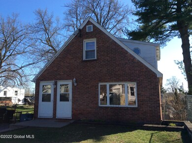 1 Braintree St, Colonie, NY 12205 - photo 2