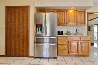 13251 Waverly Ave, Saint John, IN 46373 - photo 6