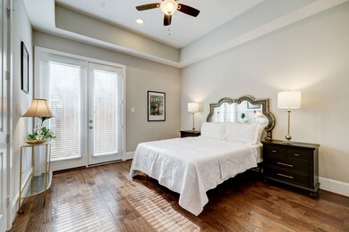 816 Yale St unit E, Houston, TX 77007 - photo 5