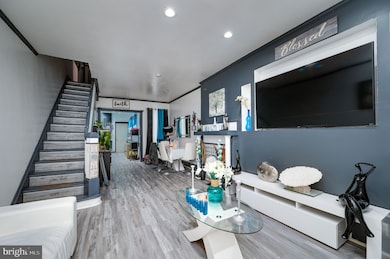 243 Pear St, Reading, PA 19601 - photo 6