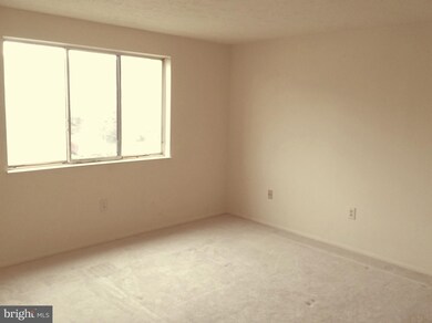 19605 Gunners Branch Rd unit E, Germantown, MD 20876 - photo 5