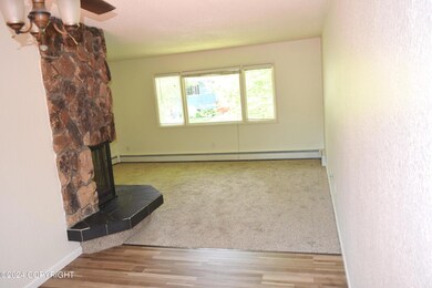 1826 Cindylee Ln, Anchorage, AK 99507 - photo 5
