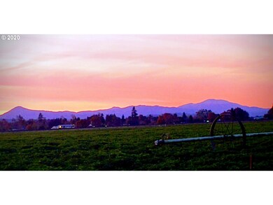 29639 Dane Ln, Junction City, OR 97448 - photo 7