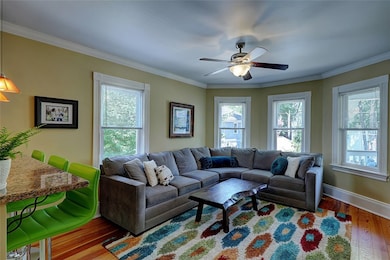 19 Exeter St, Providence, RI 02906 - photo 4