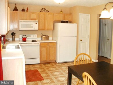 24950 Holly Tree Ln, Hollywood, MD 20636 - photo 6