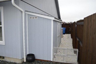 643 Sheffield Dr, Eagle Point, OR 97524 - photo 4