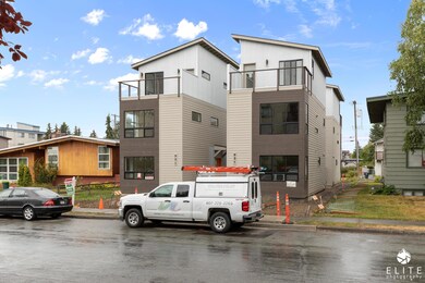 955W12thAve(1of23)