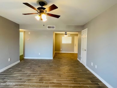 5407 W Palm Ln, Phoenix, AZ 85035 - photo 5