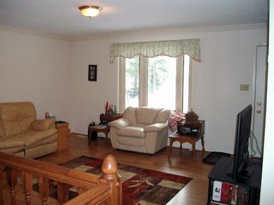 923 W 1000 N, La Porte, IN 46350 - photo 5