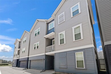 2206 Lou Ellen Ln unit B, Houston, TX 77018 - photo 2