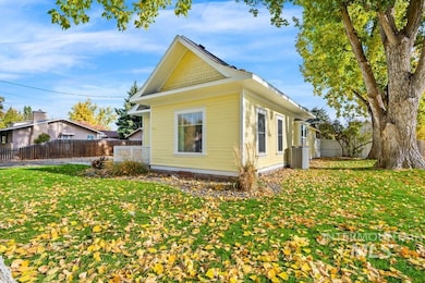 421 S 12th St, Payette, ID 83661 - photo 3