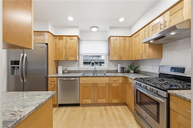 805 Graydon Ave unit 301, Norfolk, VA 23507 - photo 4