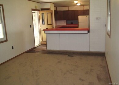 Living room to Kitchen