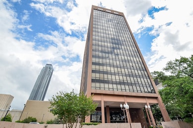 Tucked away in the heart of Uptown, The Oxford off