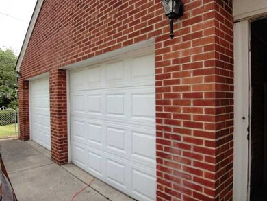 385 Garden Rd, Columbus, OH 43214 - photo 6