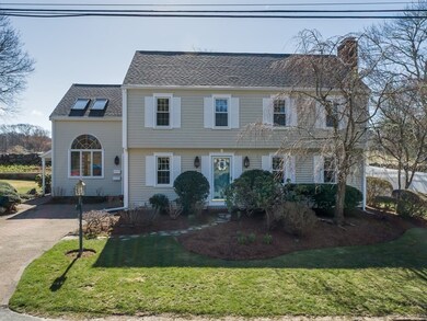 8 Roberta Dr, South Dartmouth, MA 02748 - photo 2