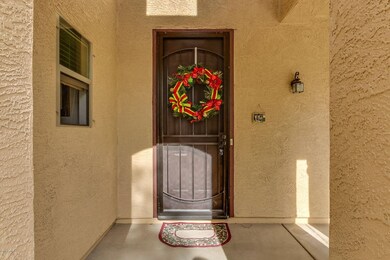 Gorgeous Entry