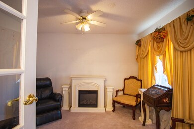 1902 Abbott Ave, Alamogordo, NM 88310 - photo 5
