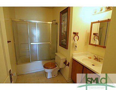 1315 E 52nd St, Savannah, GA 31404 - photo 6