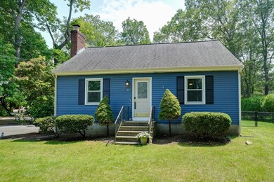 10 Laurel Ln, Bellingham, MA 02019 - photo 2