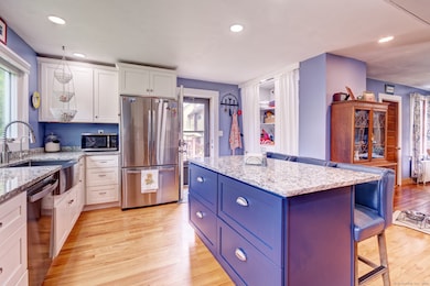 Kitchen with granite counters!