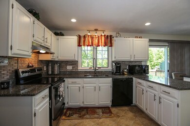 14 Marlboro St, Hudson, MA 01749 - photo 4