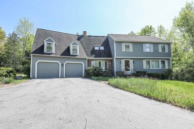 11 Camelot Dr, Bedford, NH 03110 - photo 4