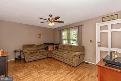 1036 Bramly Dr, Hagerstown, MD 21742 - photo 6