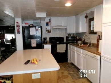 630 S 327, Angola, IN 46703 - photo 4