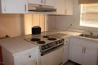 Passthrough Kitchen