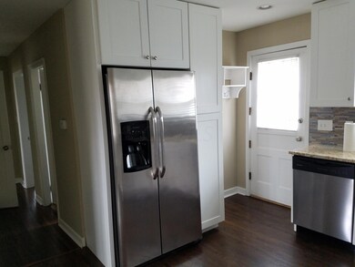 557 E Royal Forest Blvd, Columbus, OH 43214 - photo 5