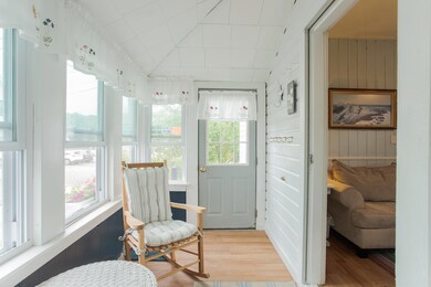 10 Island View Avenue