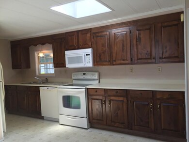 10 Puritan Rd, Taunton, MA 02780 - photo 7