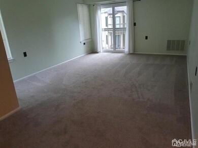 904 Jacob Ct, Dayton, NJ 08810 - photo 3