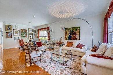 10 Hyacinth Ct, Holmdel, NJ 07733 - photo 4