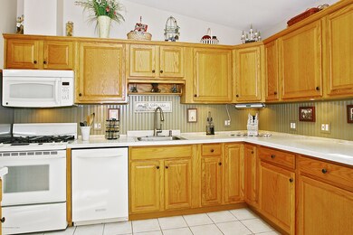 011_Kitchen