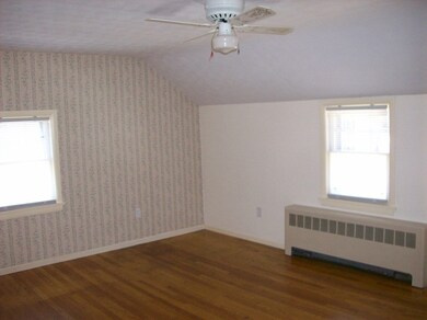 42 Electric St, Worcester, MA 01610 - photo 6