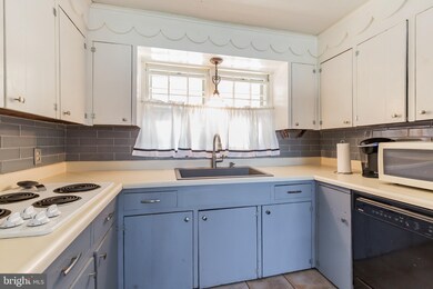 725 Kirkwood St, Jenkintown, PA 19046 - photo 5