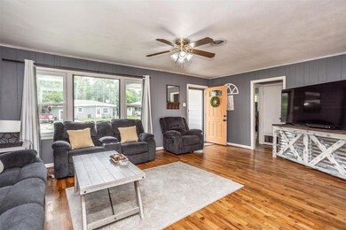 1612 Elizabeth St, Gainesville, TX 76240 - photo 3