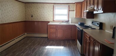 220 W Abbott St, Lansford, PA 18232 - photo 5