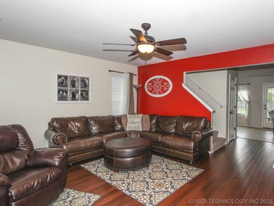 9247 S 256th East Ave, Broken Arrow, OK 74014 - photo 4