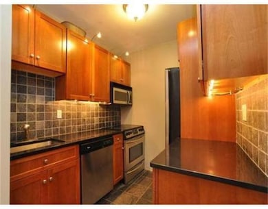 94 Pembroke St unit 3, Boston, MA 02118 - photo 7