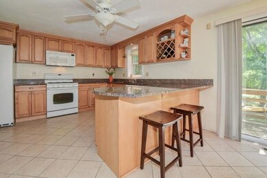 28 Pinecrest Village unit 28, Hopkinton, MA 01748 - photo 3