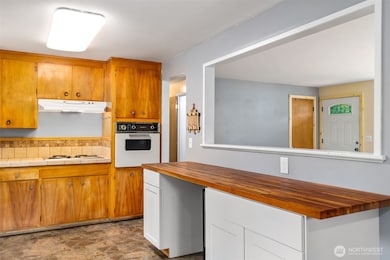 508 Ocean Beach Rd, Hoquiam, WA 98550 - photo 6