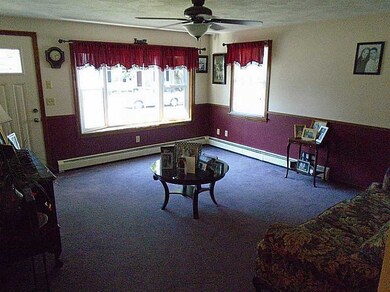 91 Riverview Ave, Pawtucket, RI 02860 - photo 6