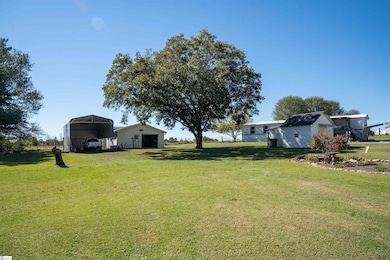 509 New Pleasant Rd, Gaffney, SC 29341 - photo 6