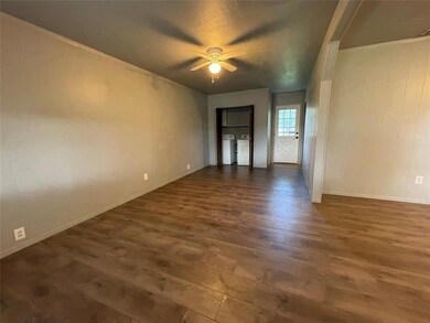 1307 S 1st St, Corsicana, TX 75110 - photo 7