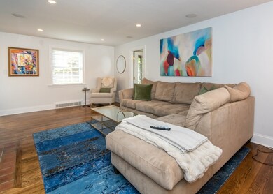 165 Thornton Rd, Needham, MA 02492 - photo 3