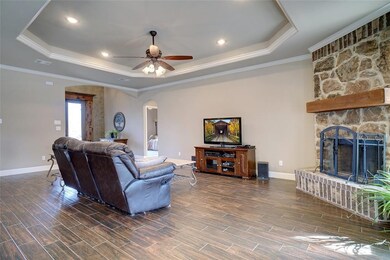 2019 Greg St, Azle, TX 76020 - photo 4